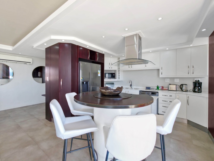 3 Bedroom Property for Sale in Waves Edge Western Cape